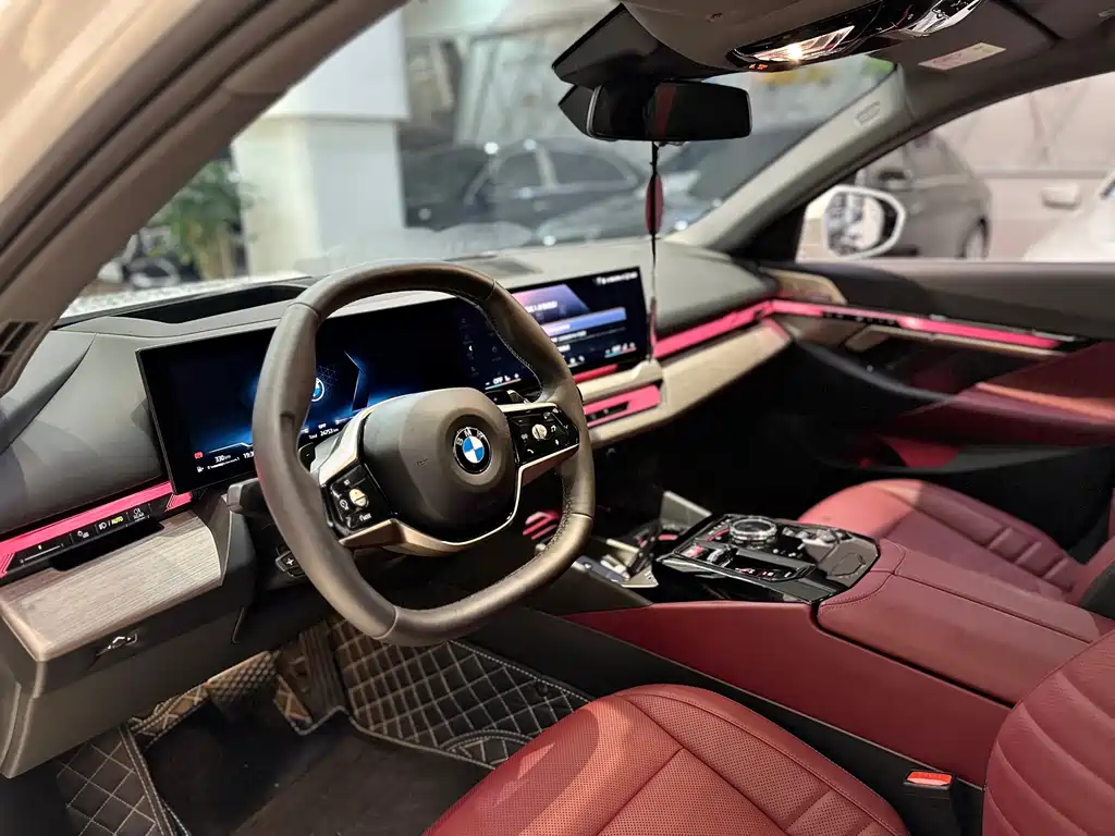 BMW 5 Series 2024