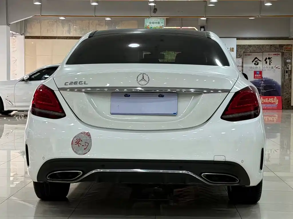 Mercedes-Benz C-Class 2019 — фото 16