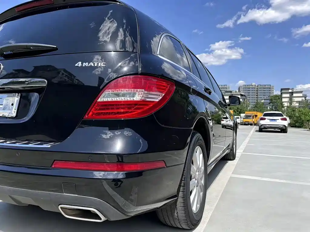 Mercedes-Benz R-Class 2015 — фото 8