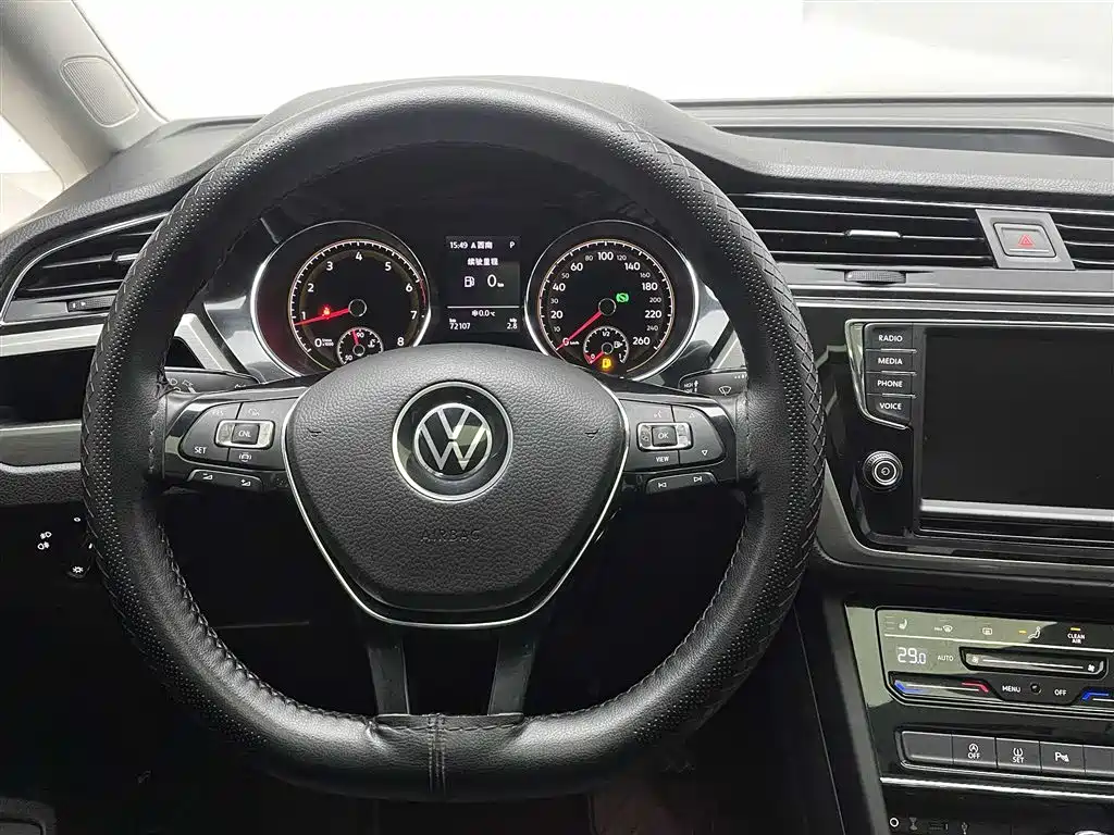 Volkswagen Touran 2021 — фото 12