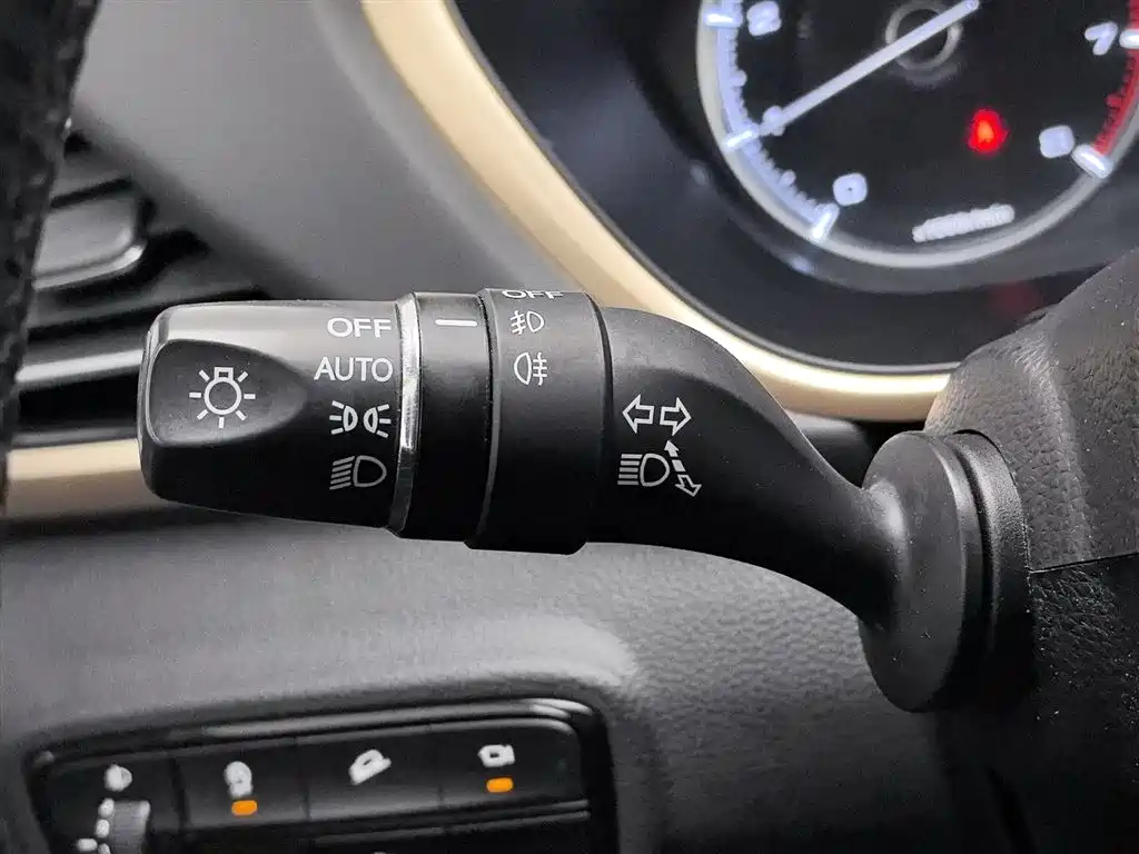 GAC Motor Trumpchi GS5 2019 — фото 21