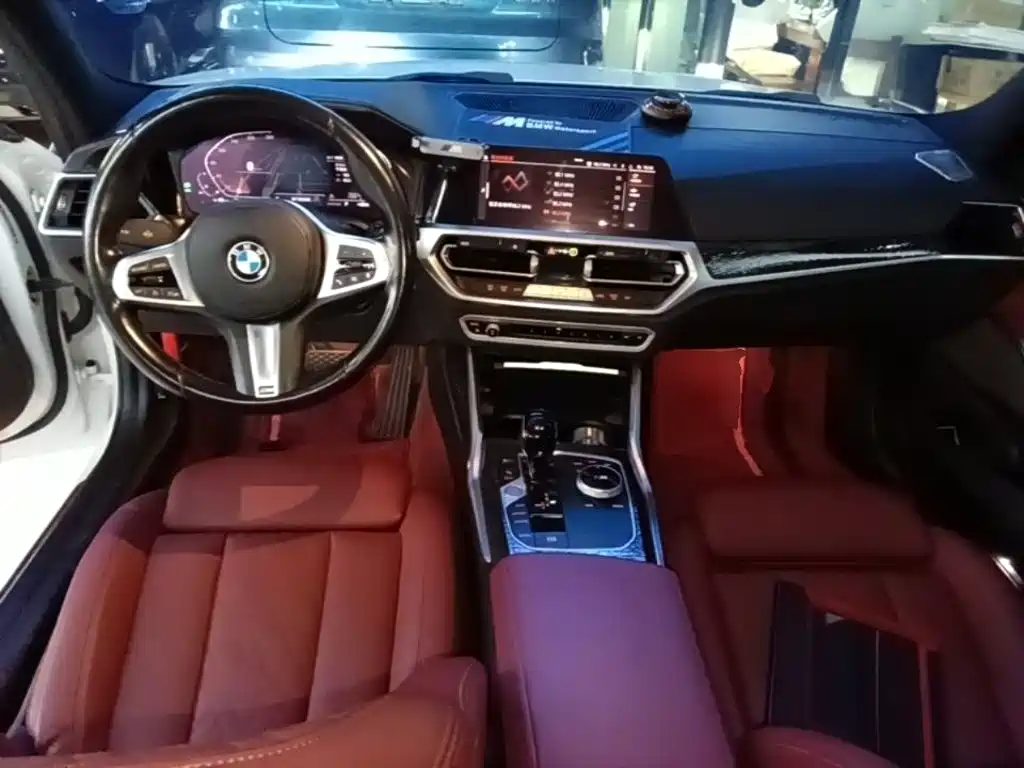 BMW 3 Series 2022 — фото 10