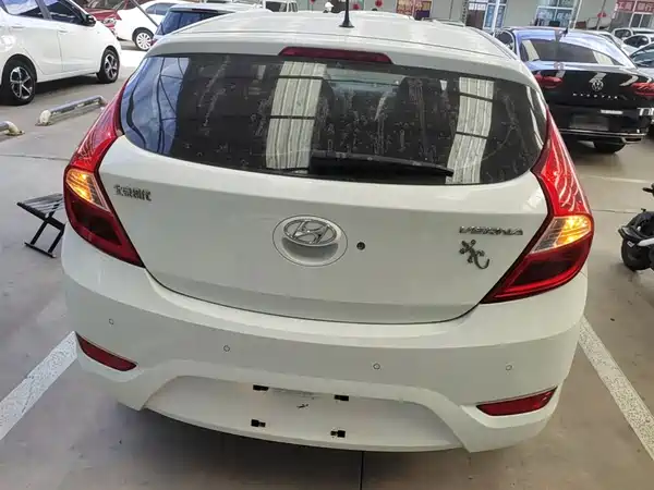 Hyundai Rui Yi 2014