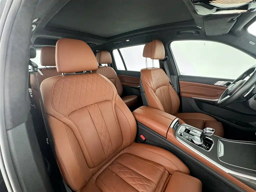 BMW X7 2020 — фото 18