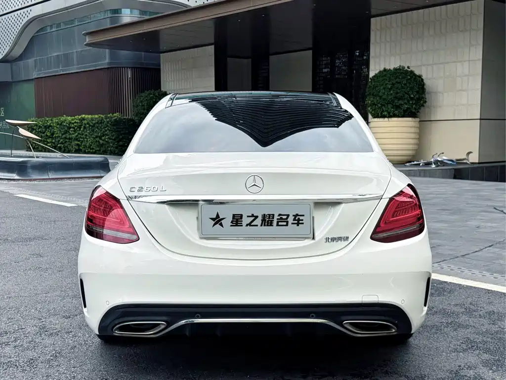 Mercedes-Benz C-Class 2019 — фото 3