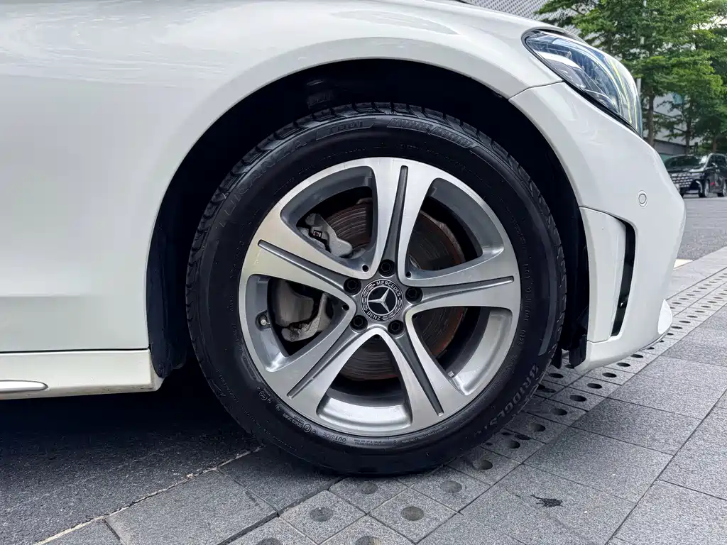 Mercedes-Benz C-Class 2019 — фото 14