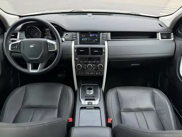 Land Rover Discovery Sport 2016