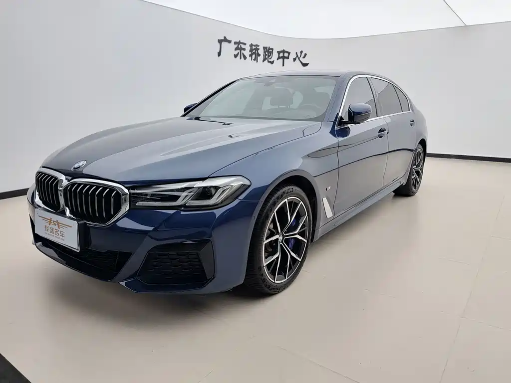 BMW 5 Series 2021 — фото 1