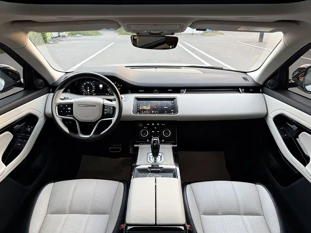 Land Rover Evoque 2022 — фото 17