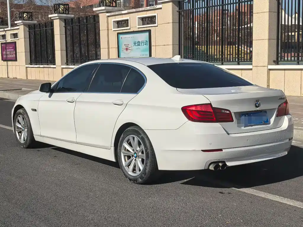 BMW 5 Series 2012