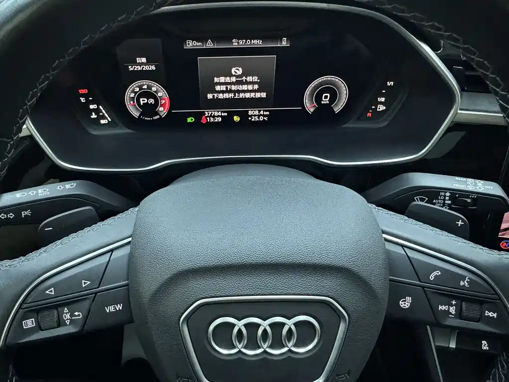 Audi Q3 2023 — фото 15