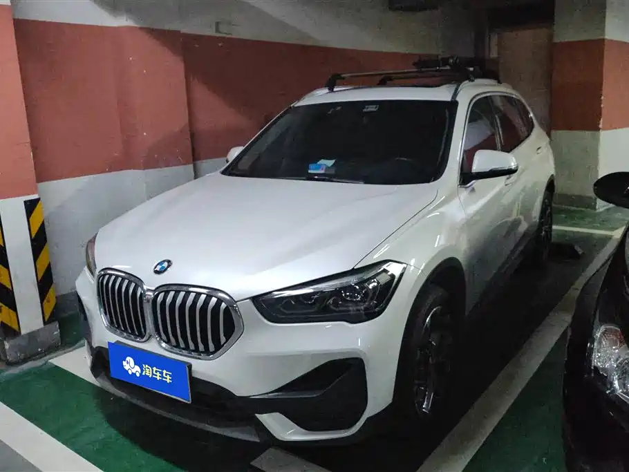 BMW X1 2020 — фото 1