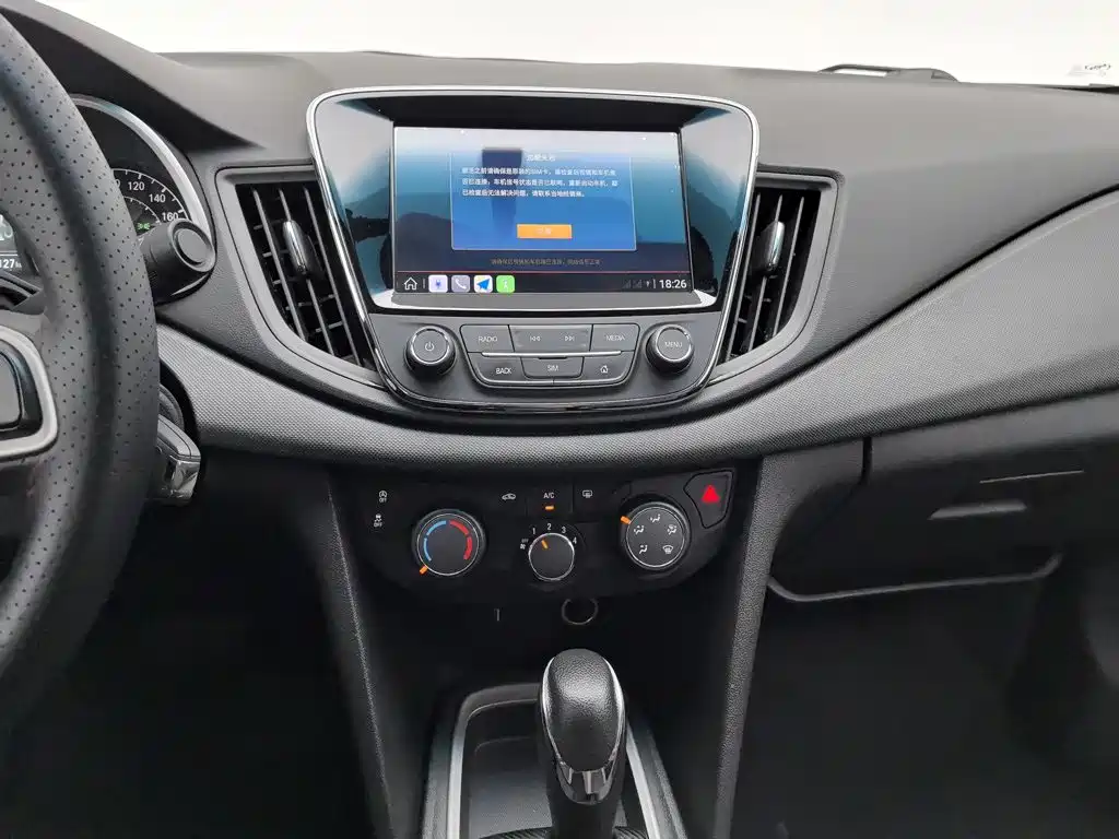Chevrolet Monza 2019 — фото 12