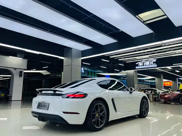 Porsche 718 2022