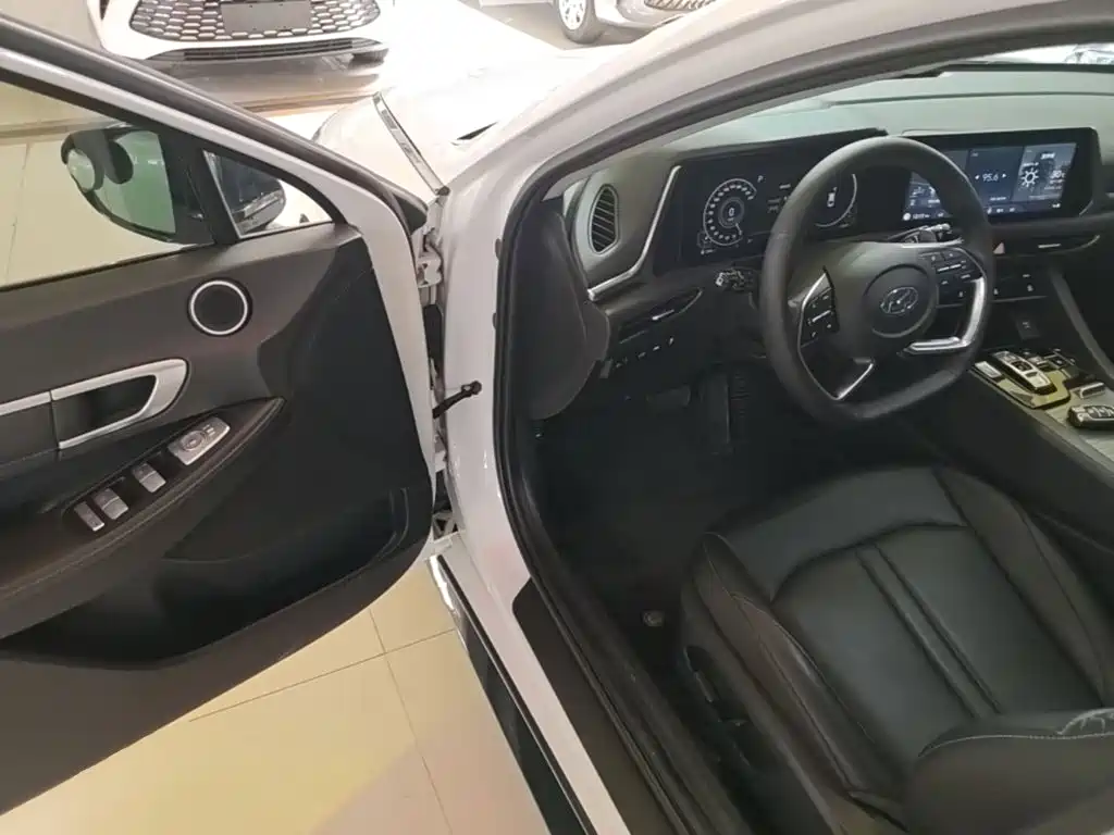Hyundai Sonata 2024 — фото 16