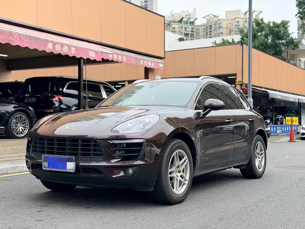 Porsche Macan 2018 — фото 1