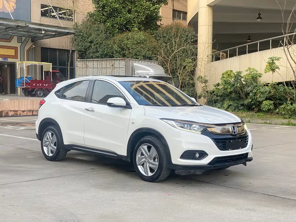 Honda Vezel 2021 — фото 3