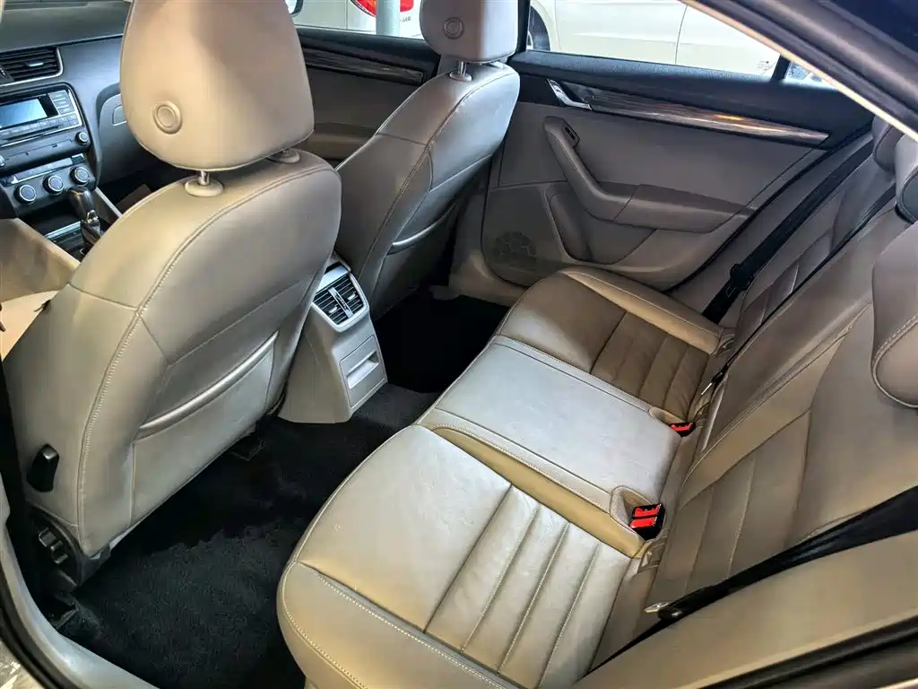 Skoda Octavia 2014