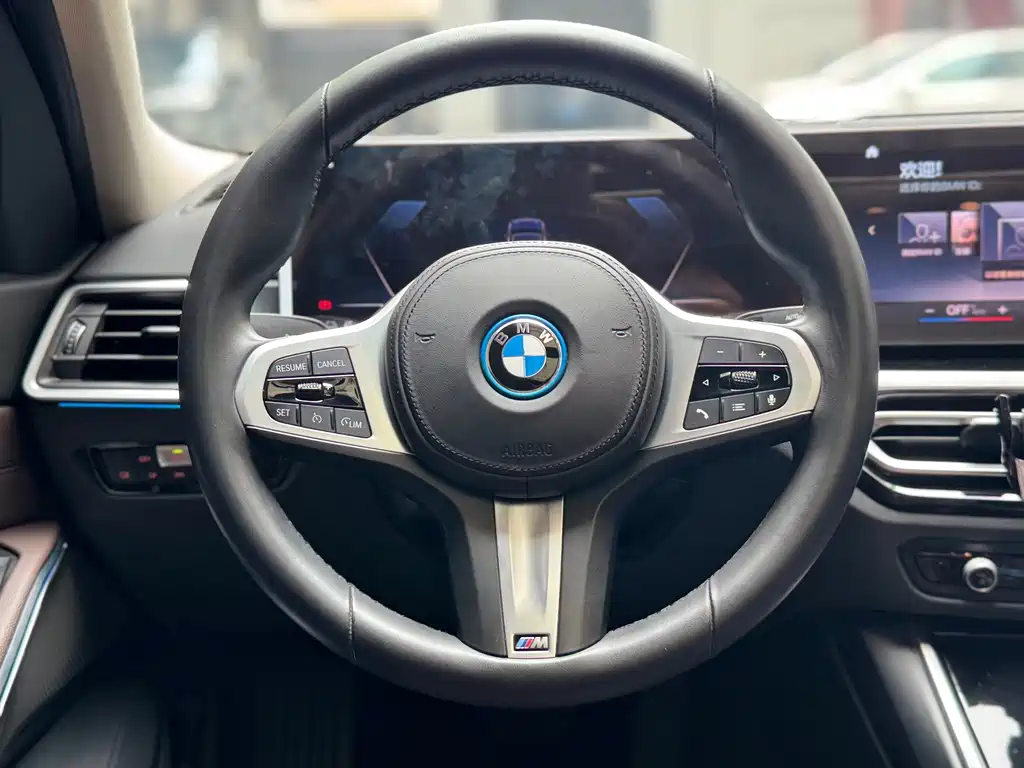 BMW i3 2023 — фото 10