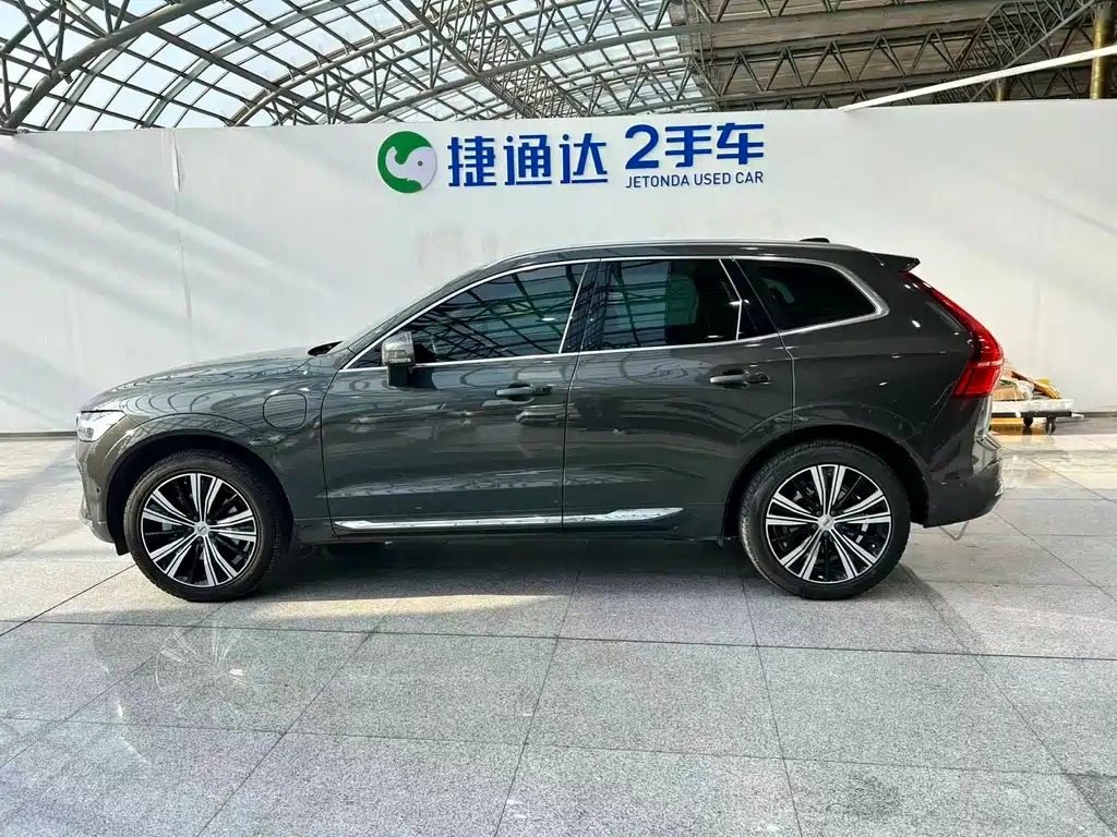 Volvo XC60 PHEV 2022 — фото 6