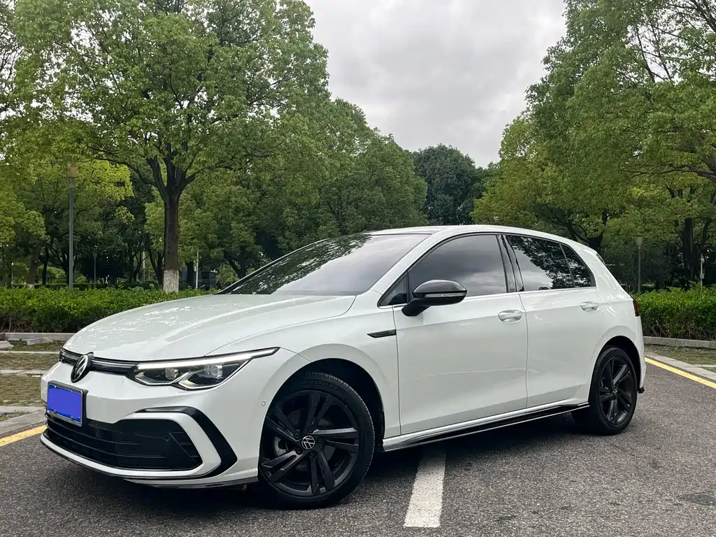 Volkswagen Golf 2022
