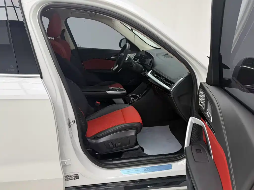 BMW X1 2024 — фото 12