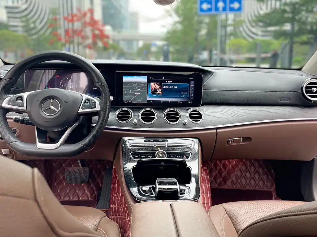 Mercedes-Benz E-Class 2017 — фото 23