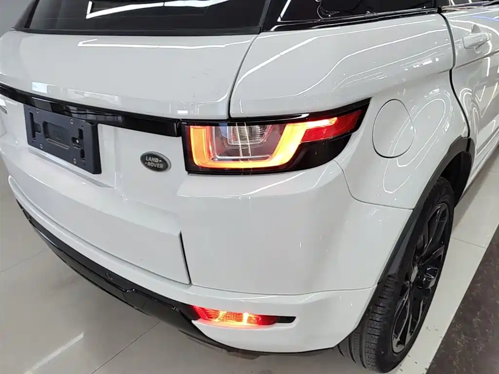 Land Rover Evoque 2018 — фото 8