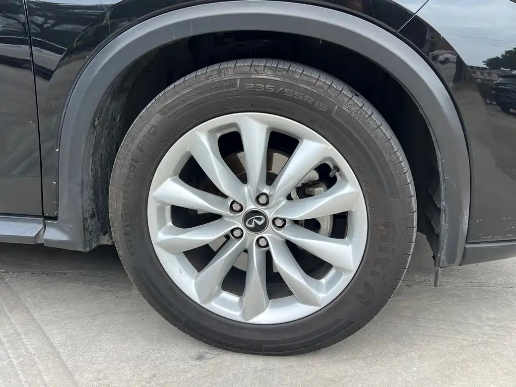 Infiniti QX50 2018 — фото 10
