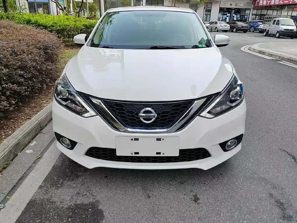 Nissan Sylphy 2018 — фото 1