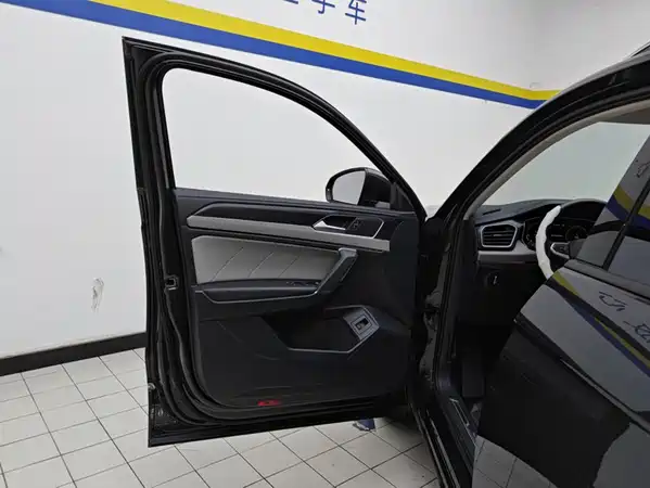 Volkswagen Tayron 2023