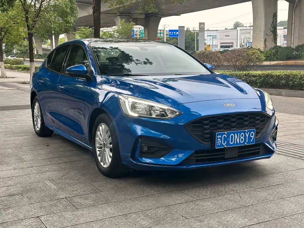 Ford Focus 2019 — фото 4