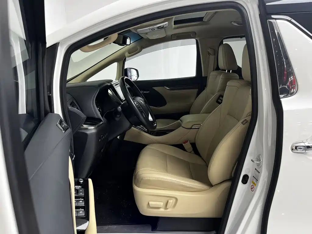 Toyota Alphard 2019 — фото 3