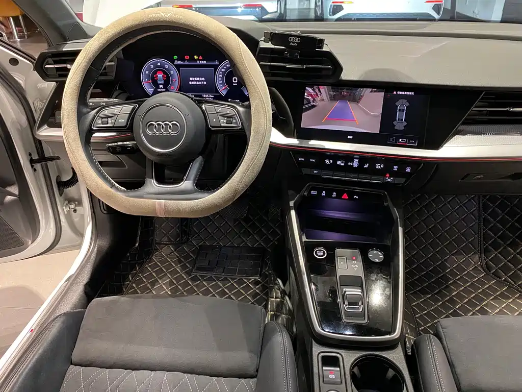 Audi A3 2022 — фото 13