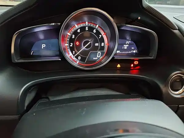 Mazda 3 Axela 2014