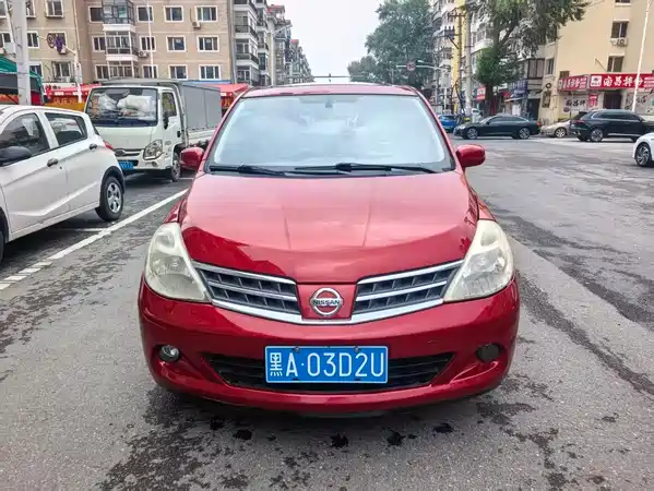 Nissan Tiida 2011