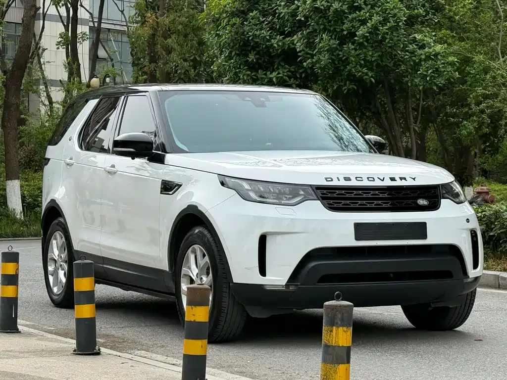 Land Rover Discovery 2018 — фото 2