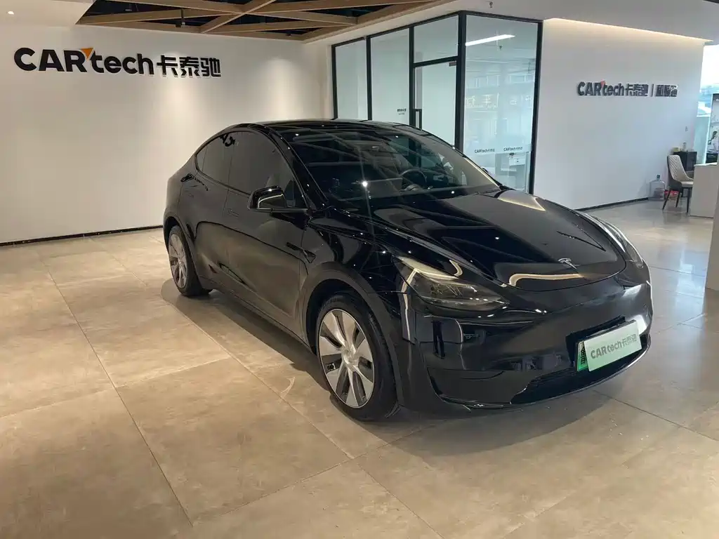 Tesla Model Y 2022 — фото 17