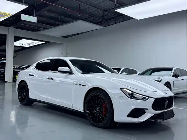 Maserati Ghibli 2016