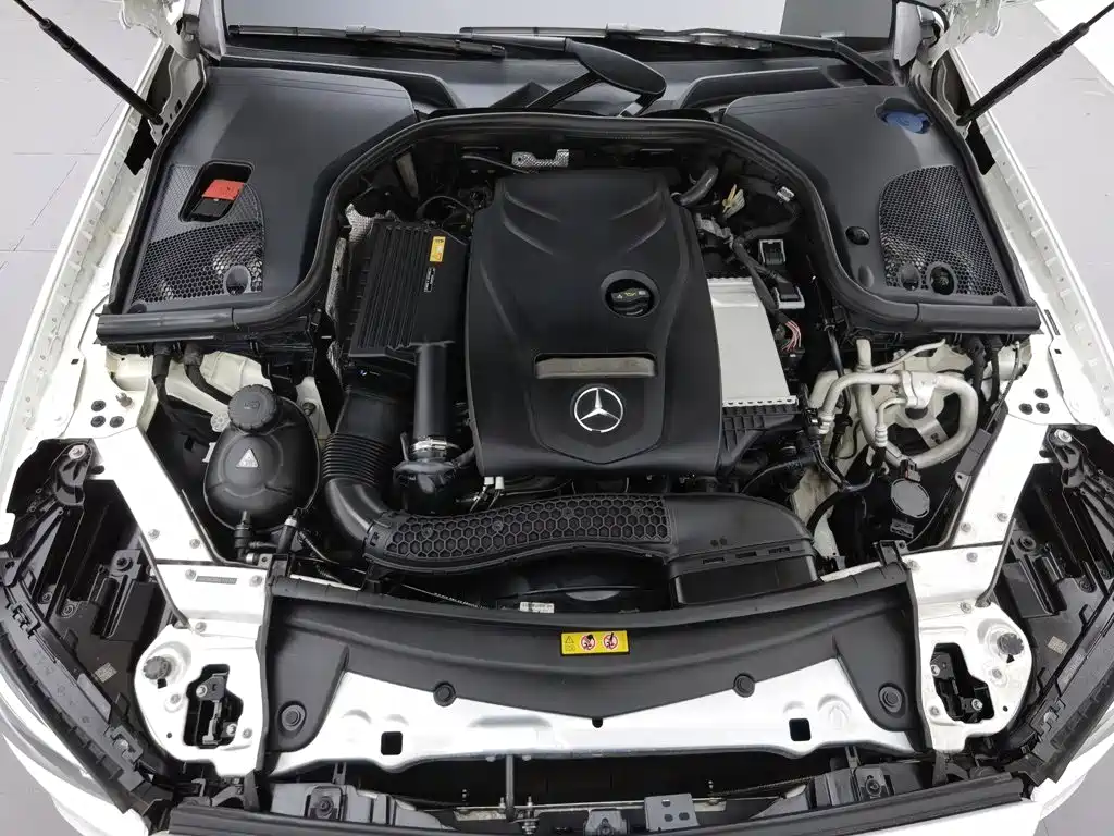 Mercedes-Benz E-Class 2017 — фото 6
