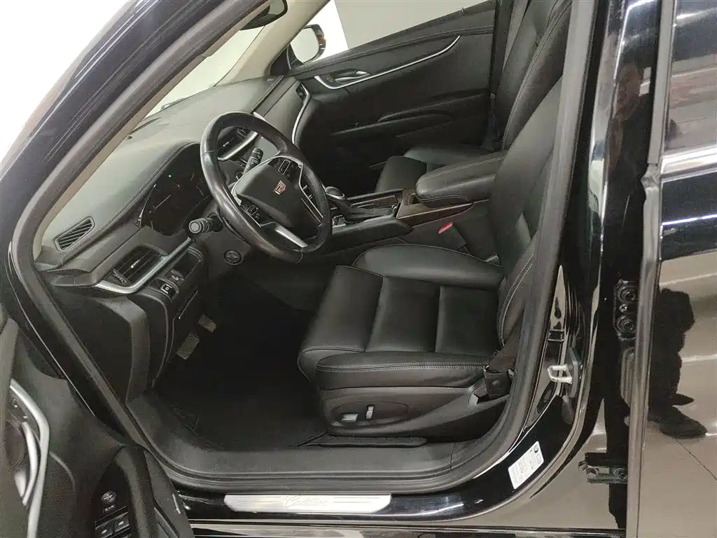 Cadillac XTS 2020 — фото 15