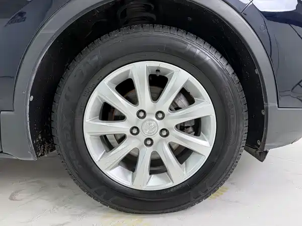 Buick Envision Plus 2021