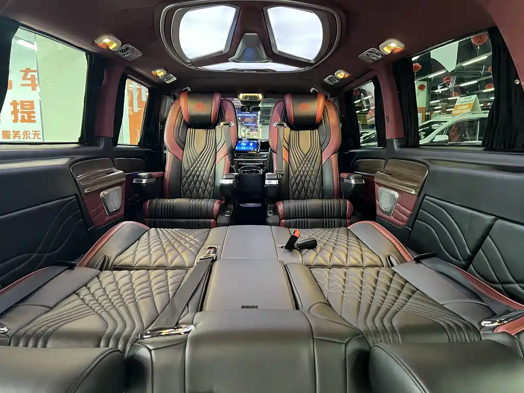Mercedes-Benz Vito 2022 — фото 14
