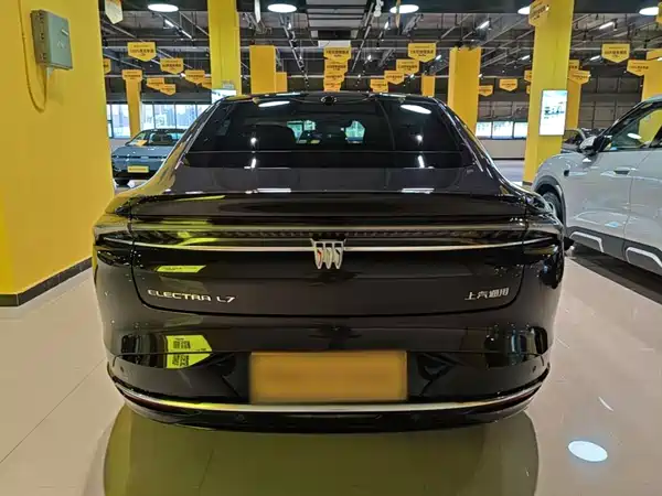Buick Zhijing L7 2025