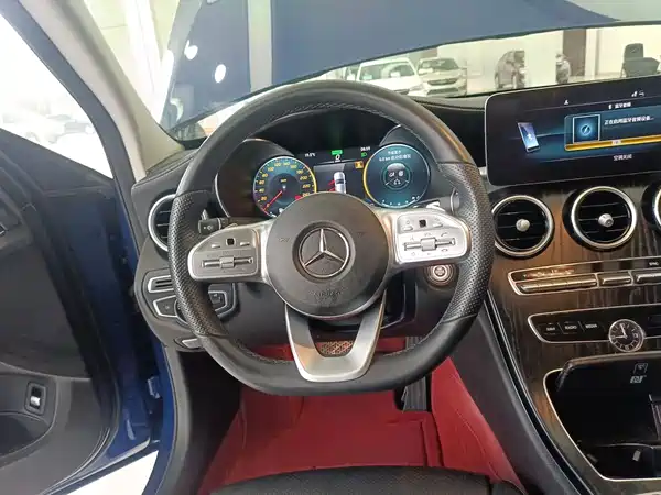 Mercedes-Benz C-Class 2021