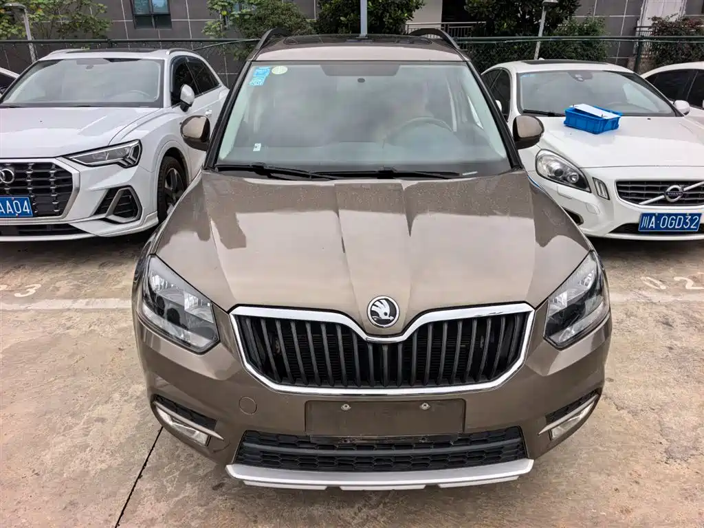 Skoda Yeti 2015 — фото 2