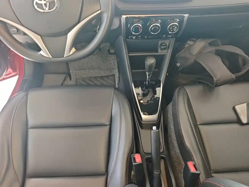 Toyota Yaris L 2020 — фото 14