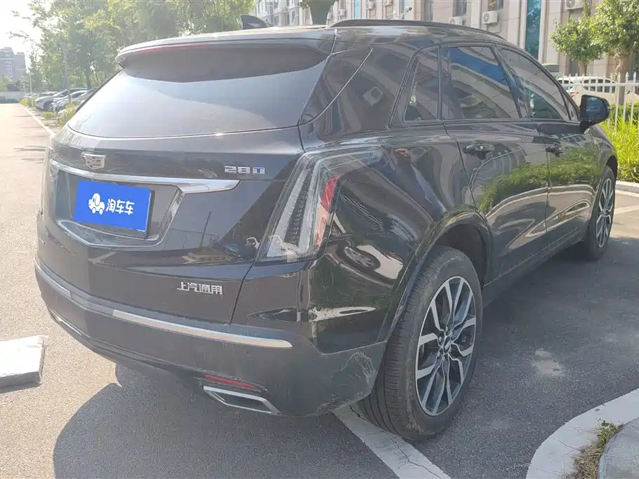 Cadillac XT5 2024 — фото 2