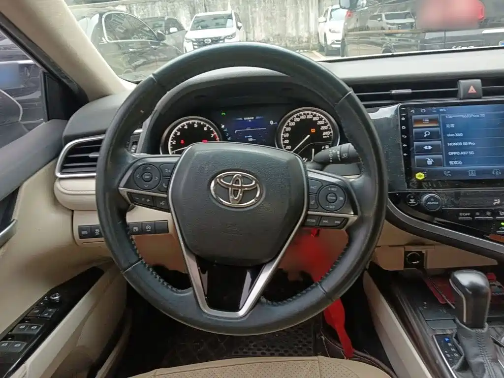 Toyota Camry 2018