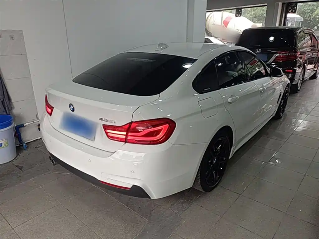 BMW 4 Series 2018 — фото 7